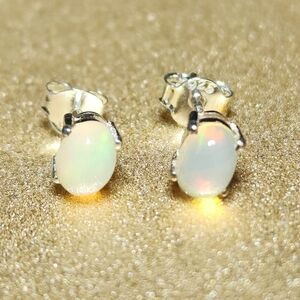 Gorgeous Oval Cut Natural Austrailian Opal Stud Earrings
